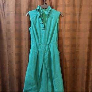 LAVIA Italian Made Green Sleeveless A‎ line dress with pockets size 40